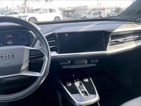 Used 2023 Audi Q4 e-tron Premium Plus image 9