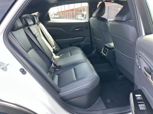 Used 2026 Toyota Crown Platinum image 13