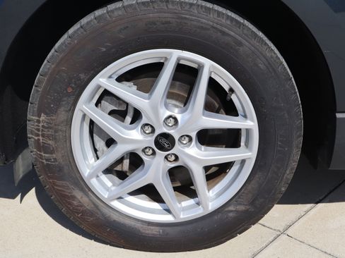 Used 2024 Ford Edge SEL w/ Convenience Package AWD/4WD image 28