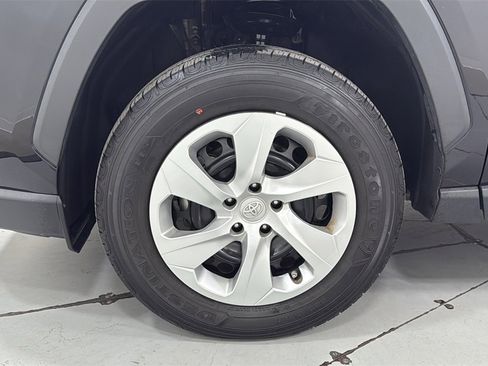 Certified 2023 Toyota RAV4 LE image 24