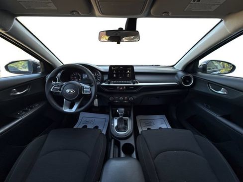 Used 2021 Kia Forte LXS FWD image 28