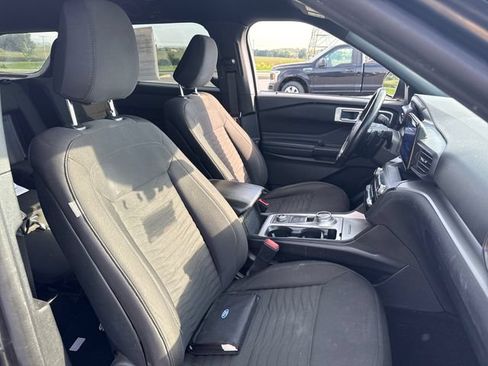 Used 2020 Ford Explorer XLT AWD/4WD image 13