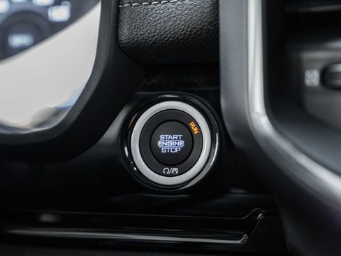 Used 2025 RAM 1500 Laramie w/ Night Edition image 35