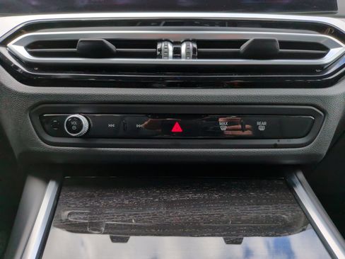 Certified 2023 BMW 330i Sedan w/ Convenience Package image 29