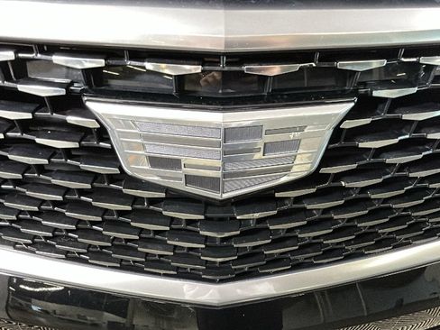 Used 2024 Cadillac XT6 Premium Luxury w/ LPO, Floor Liner Package AWD/4WD image 9