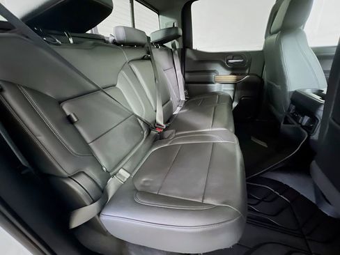 Used 2019 Chevrolet Silverado 1500 LT Trail Boss AWD/4WD image 21