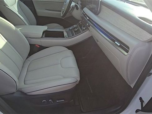 Used 2024 Hyundai Palisade Calligraphy image 30