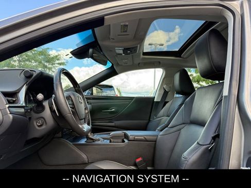 Used 2019 Lexus ES 350 image 6