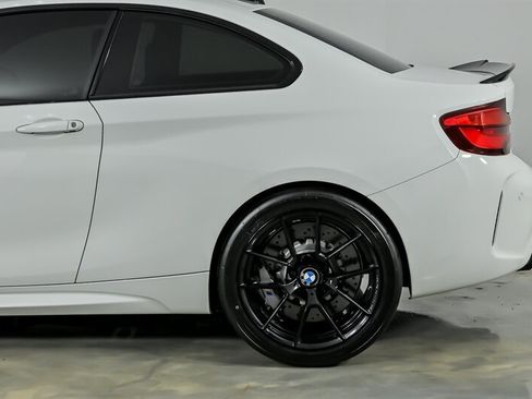 Used 2019 BMW M2 Competition w/ Executive Package RWD image 8