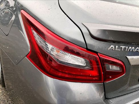 Used 2017 Nissan Altima 3.5 SR image 28