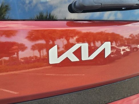 Used 2022 Kia Soul X-Line image 11