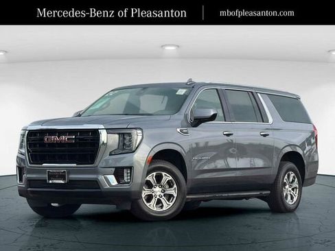 Used 2022 GMC Yukon XL SLE image 1