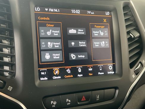 Used 2023 Jeep Cherokee Altitude Lux w/ Lux Elite Package AWD/4WD image 20