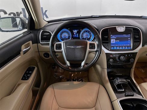 Used 2013 Chrysler 300 Base w/ Driver Convenience Group image 27