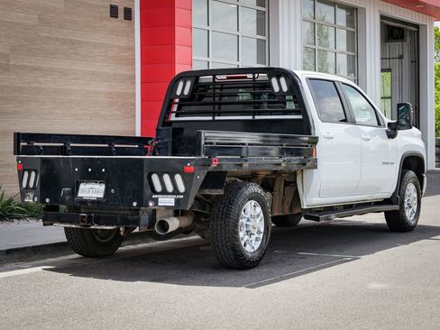 Used 2023 Chevrolet Silverado 3500 LT w/ Convenience Package AWD/4WD image 3
