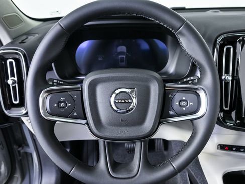 New 2026 Volvo XC40 B5 Plus w/ Protection Package Premier AWD/4WD image 8