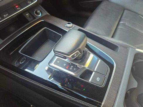 Used 2023 Audi Q5 2.0T Premium Plus w/ Premium Plus Package image 31