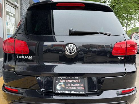 Used 2017 Volkswagen Tiguan Sport FWD image 4