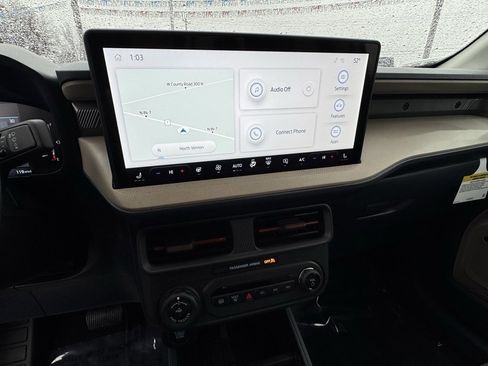 Used 2025 Ford Maverick Lariat image 26