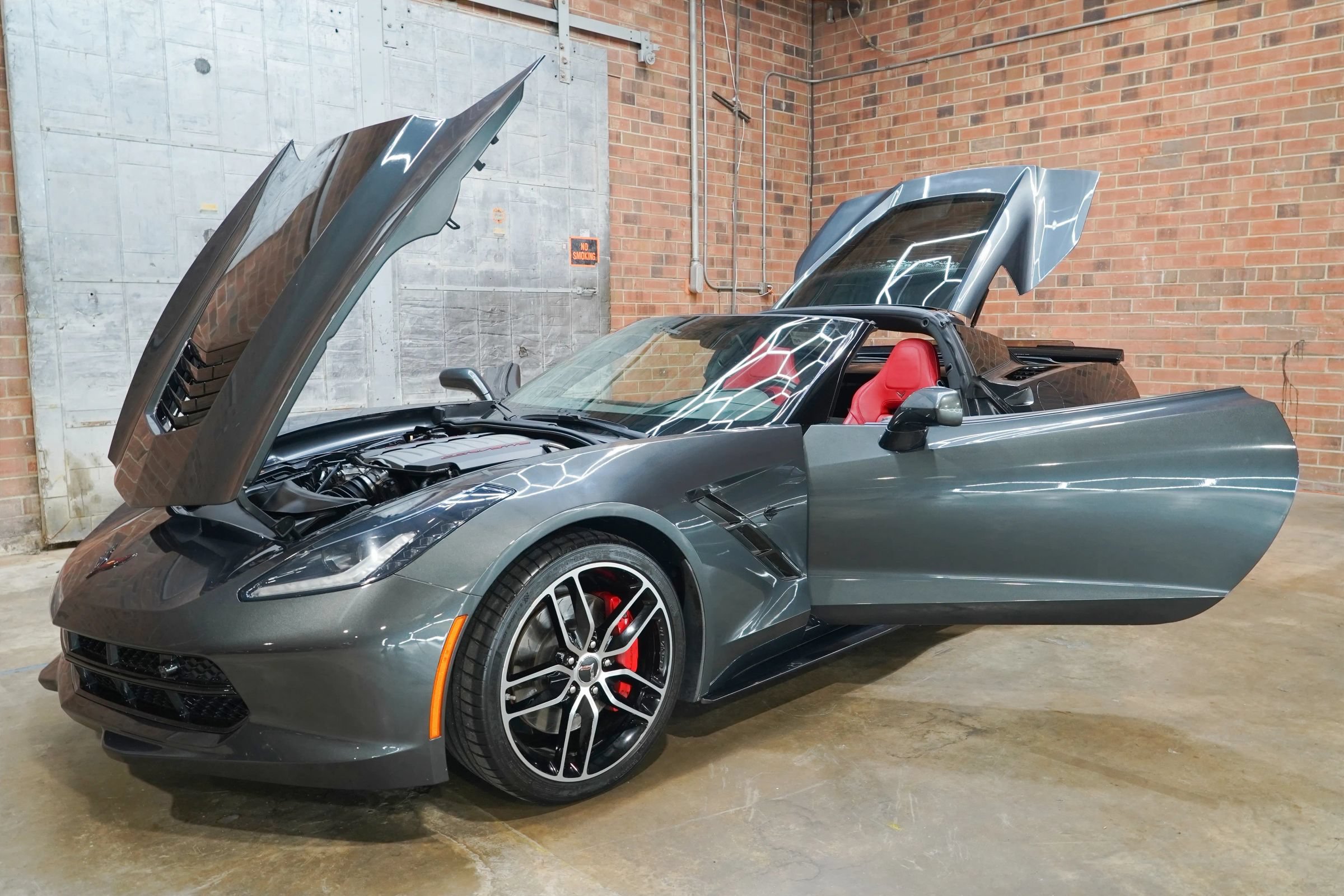 Used 2017 Chevrolet Corvette Stingray Coupe RWD image 25