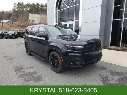 Certified 2025 Jeep Wagoneer Series II w/ Convenience Group I image 1