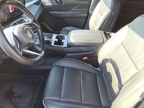 Used 2025 Buick Enclave Avenir w/ Super Cruise Package image 13