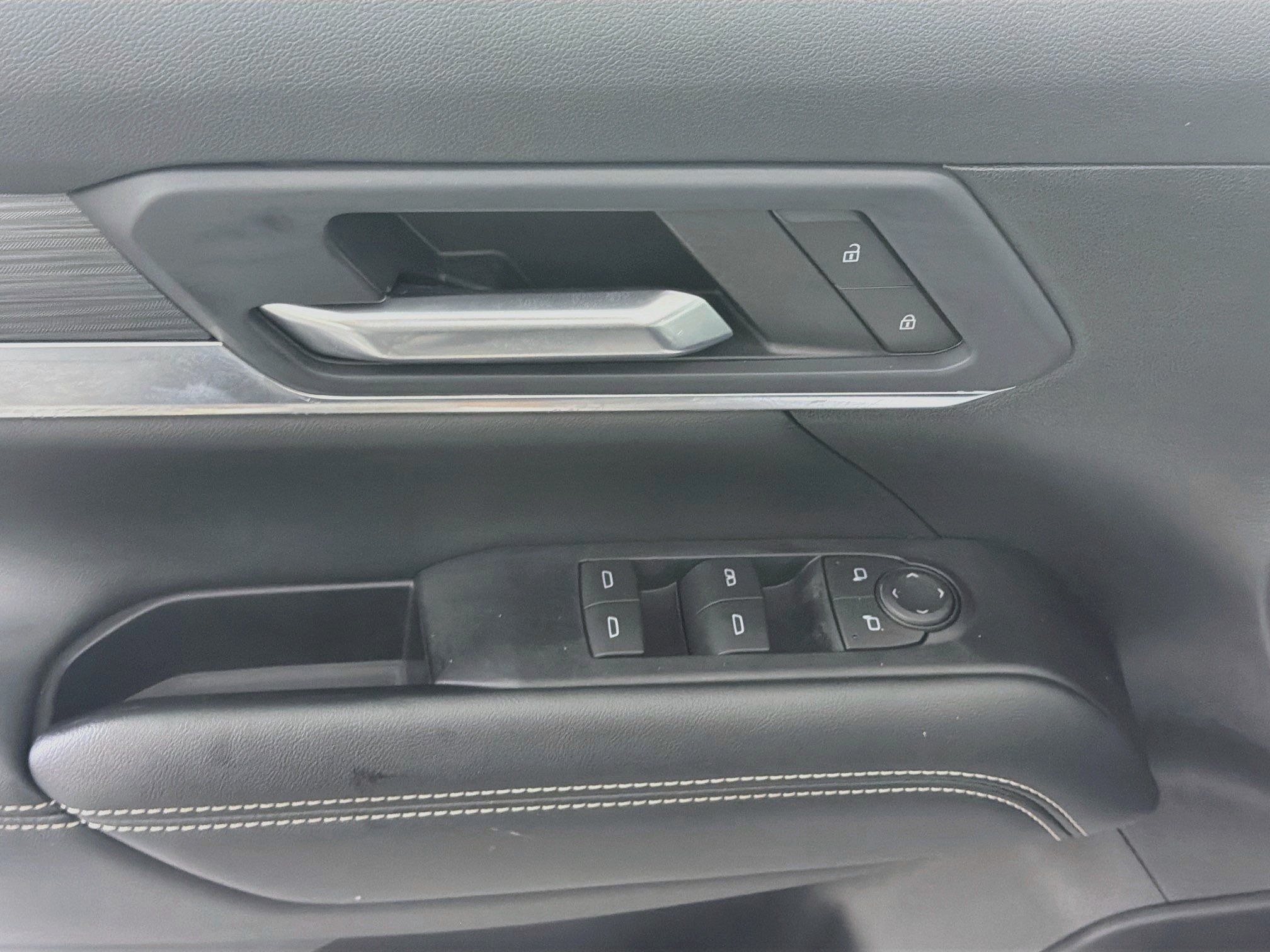 Used 2026 GMC Terrain Elevation FWD image 15