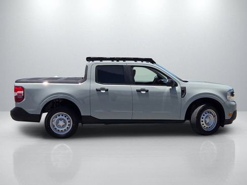Used 2023 Ford Maverick XL FWD image 3