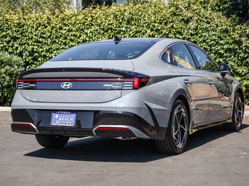 Certified 2025 Hyundai Sonata SEL FWD image 6