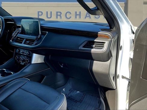 Used 2022 Chevrolet Tahoe Premier AWD/4WD image 29