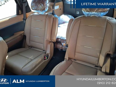 New 2026 Hyundai Palisade Calligraphy FWD image 18