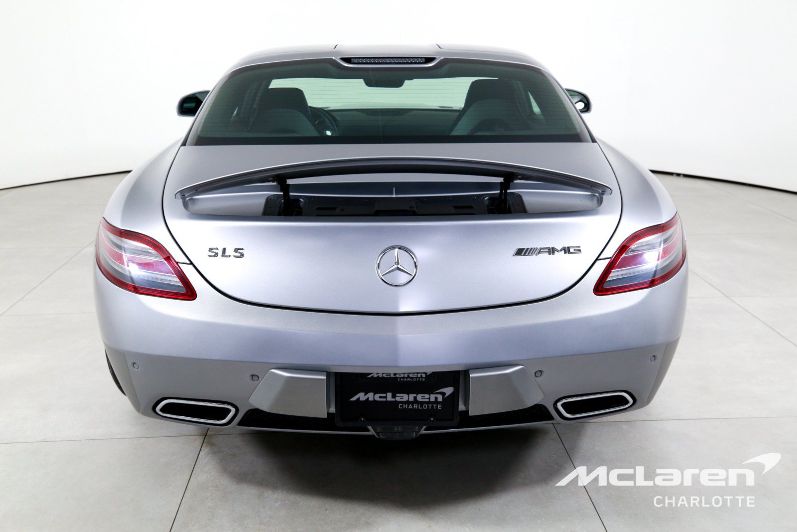 Used 2011 Mercedes-Benz SLS AMG Coupe image 8