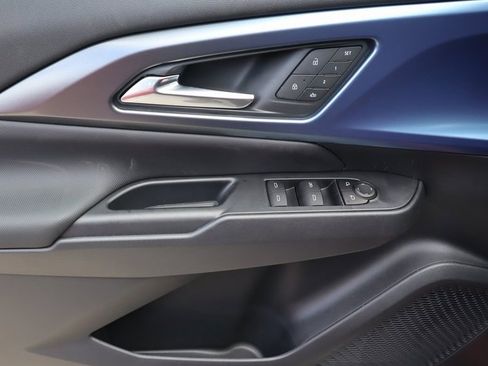 New 2025 Chevrolet Equinox EV LT w/ Convenience Package II image 14