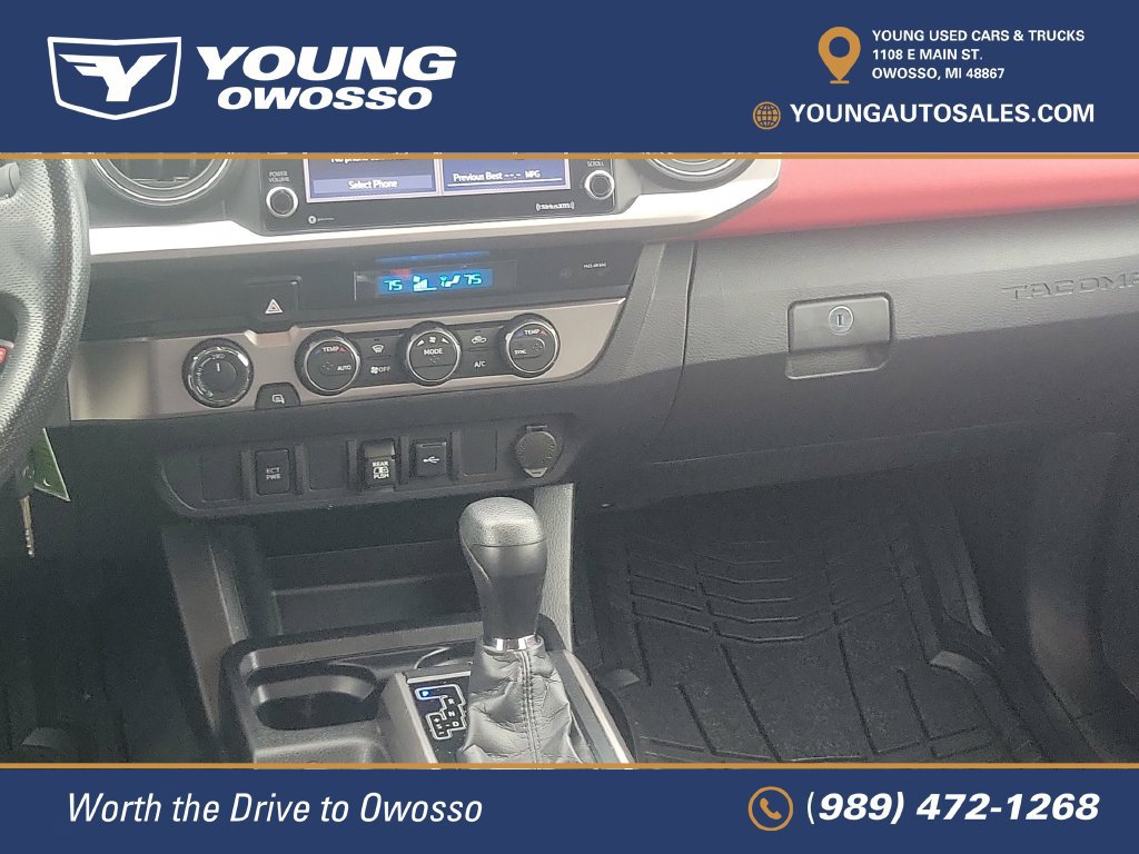 Used 2021 Toyota Tacoma SR5 AWD/4WD image 28