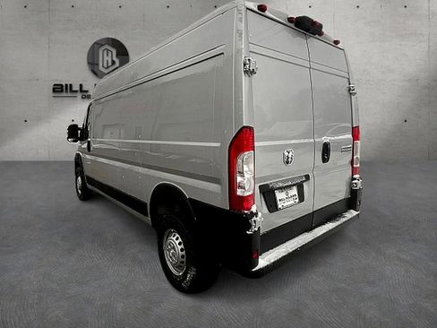 New 2026 RAM ProMaster 2500 w/ Convenience Group FWD image 9