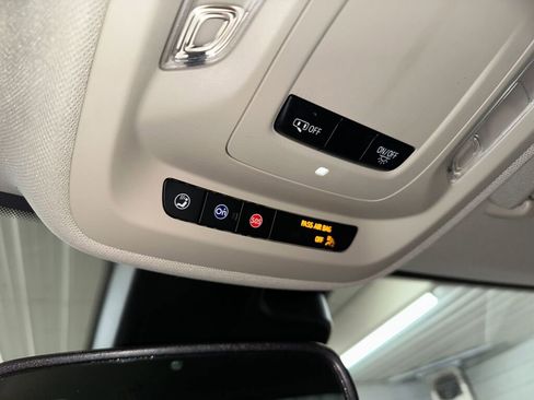 Used 2021 Buick Envision Preferred FWD image 15