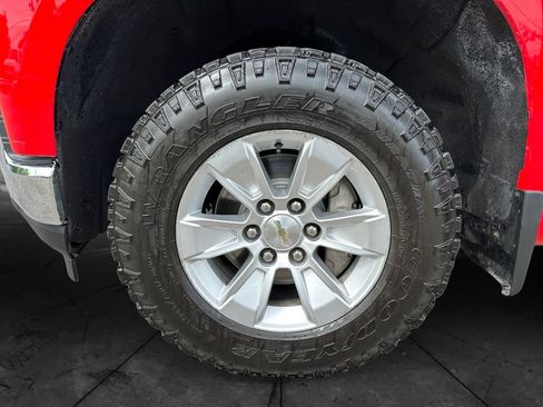 Used 2021 Chevrolet Silverado 1500 LT AWD/4WD image 14