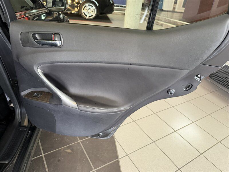 Used 2009 Lexus IS 250 AWD w/ Premium Pkg image 25