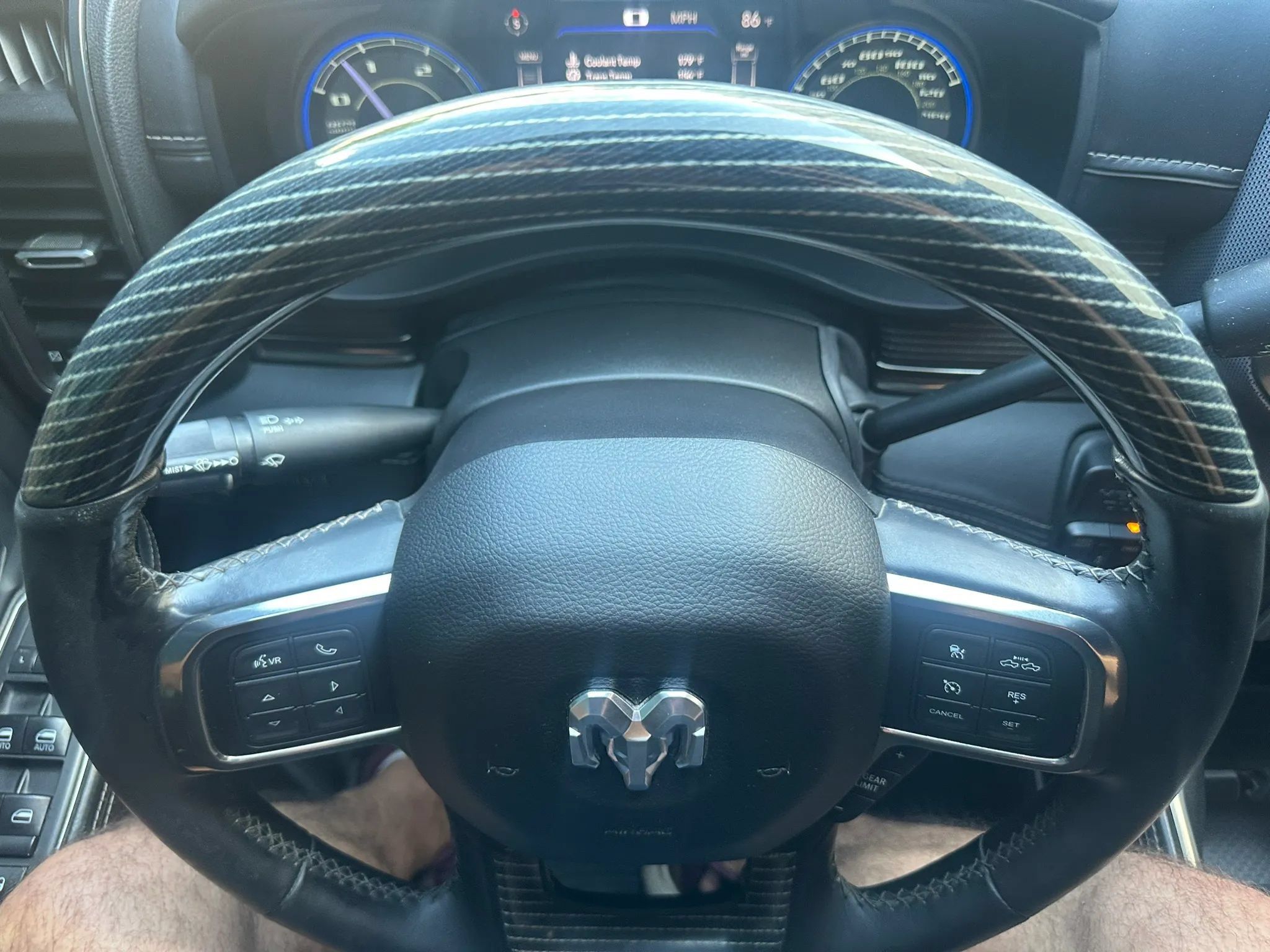 Used 2020 RAM 3500 Limited AWD/4WD image 42
