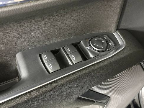 Used 2024 Chevrolet Silverado 1500 RST AWD/4WD image 18