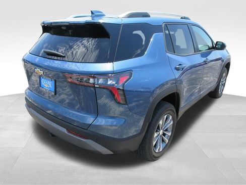 New 2026 Chevrolet Equinox LT w/ Safety and Technology Package FWD image 5