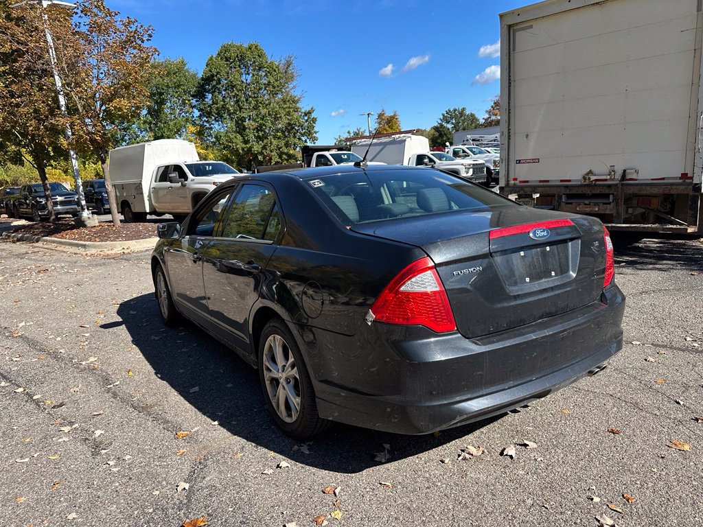 Used 2012 Ford Fusion SE FWD image 3