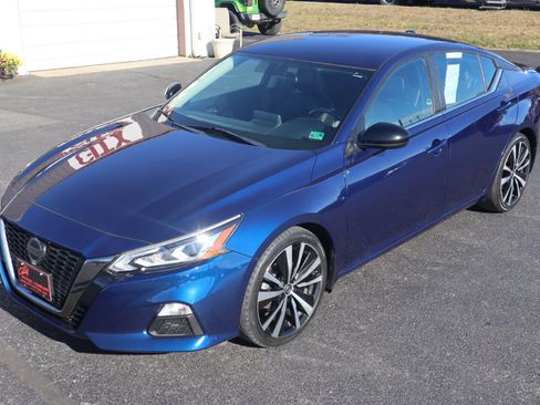 Used 2019 Nissan Altima 2.5 SR image 10