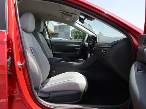 Used 2020 Hyundai Sonata SE image 25