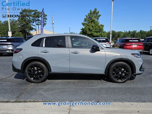 Certified 2025 Honda HR-V Sport image 6
