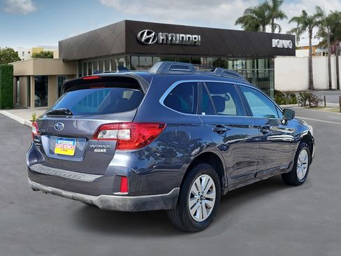 Used 2016 Subaru Outback 2.5i Premium AWD/4WD image 3