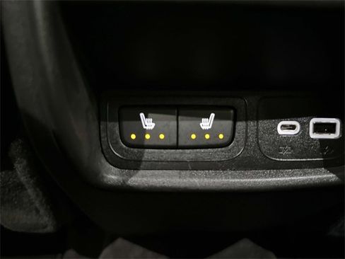 Certified 2023 Cadillac XT4 Premium Luxury w/ Technology Package image 34