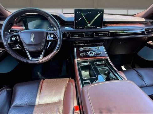 Used 2022 Lincoln Aviator Black Label Grand Touring w/ Class IV Trailer Tow Package AWD/4WD image 16