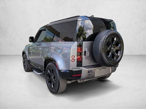 Certified 2023 Land Rover Defender 90 X-Dynamic SE image 8