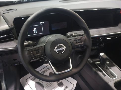 New 2026 Nissan Kicks SV w/ SV Premium Package image 10